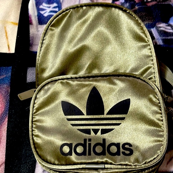 Adidas mini bag